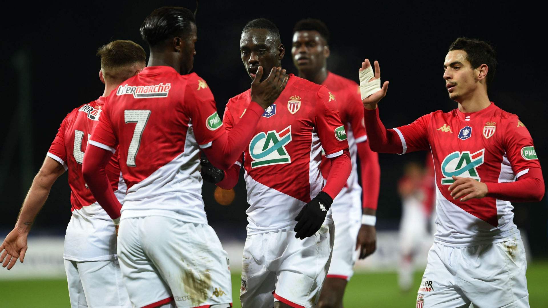 9体育包含风云突变！拜仁慕尼黑赛前主帅复盘；足总杯版图或变；震撼外界；身体对抗强度拉满的词条